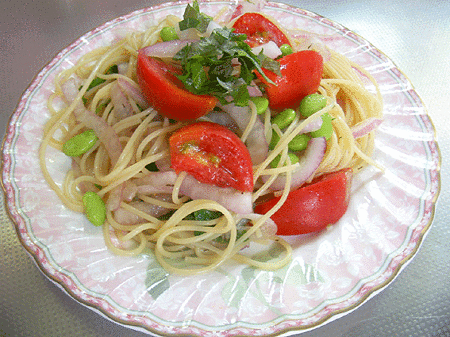 トマトの冷たいパスタ