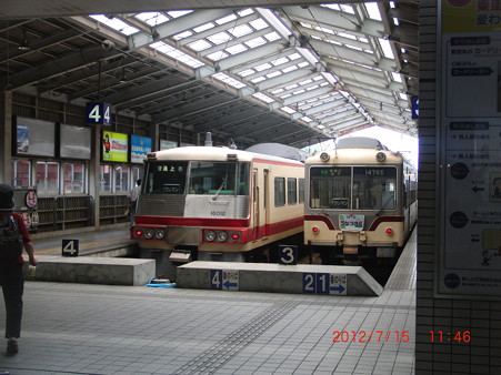 １０富山地方鉄道富山駅１１：４６