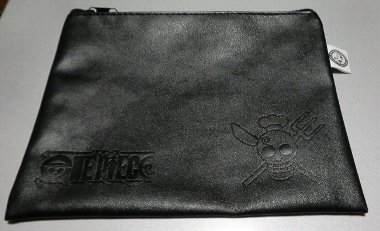 ワンピースポーチ