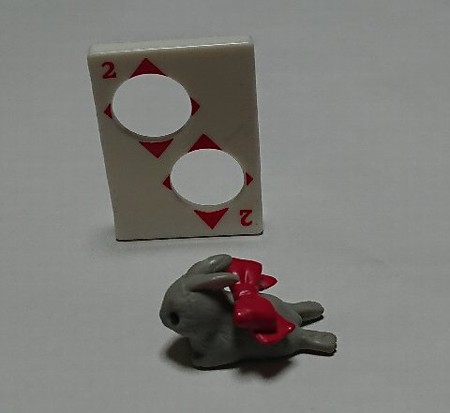 うさぎとトランプ