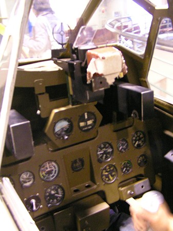 コックピットは。