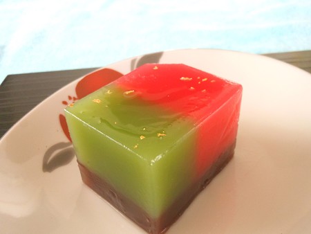 美濃忠・平成２８年 勅題羊羹「人」４