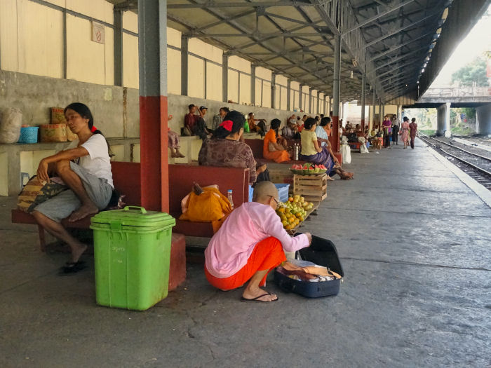 ヤンゴン環状線’１４０２