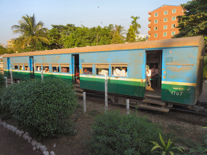 ヤンゴン環状線’１４１９