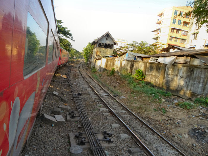 ヤンゴン環状線’１４２０