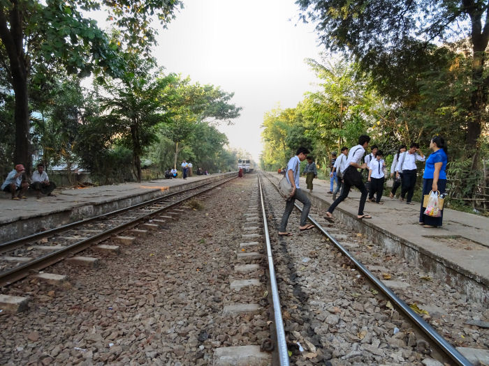 ヤンゴン環状線’１４２５