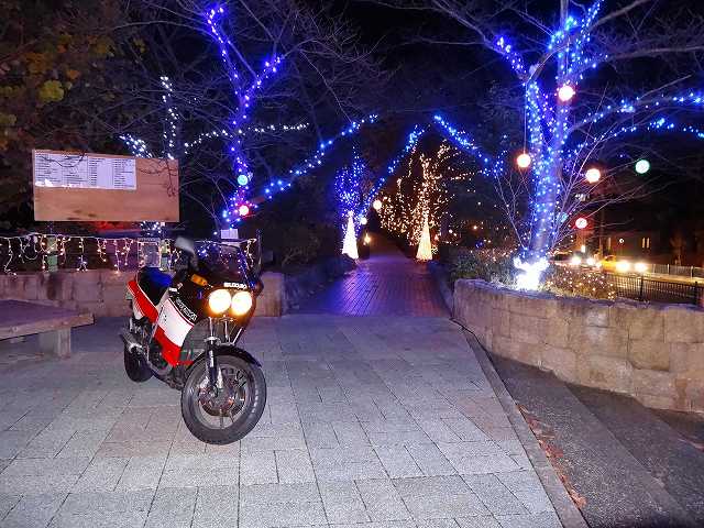 72f1fad60c2e9865c8e644e6cb96f195